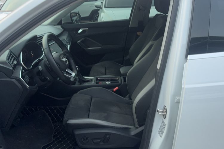 Used Audi Q3 2022 35 TFSI Fashion Dynamic Model
