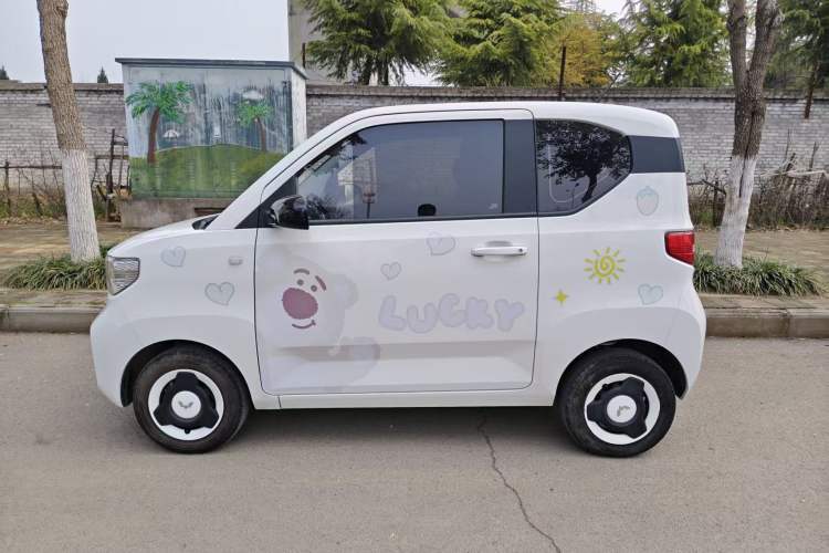 Used Wuling Hongguang MINIEV 2022 Easy Version Lithium-NMC