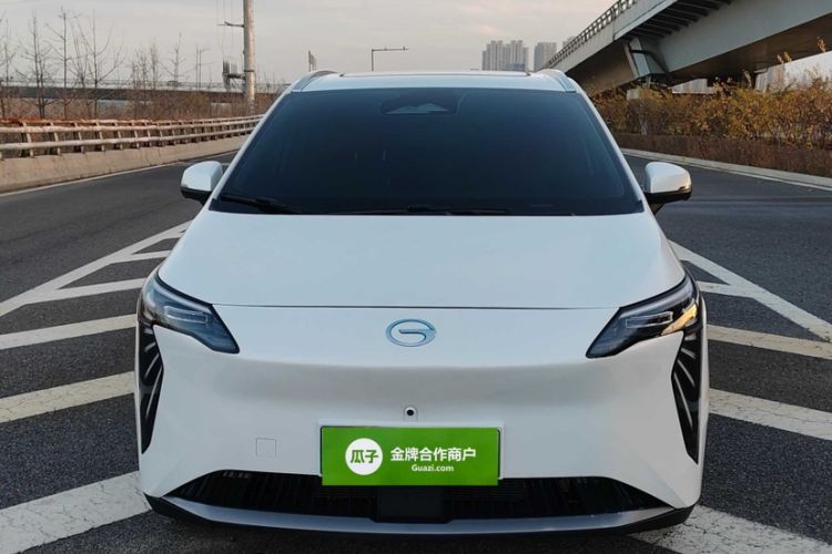 Used AION Y 2024 Younger Star Edition Exterior 3