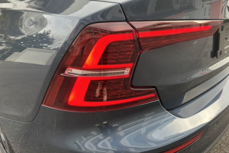 Used Volvo S60 2021 T4 Zhiyi Luxury Edition