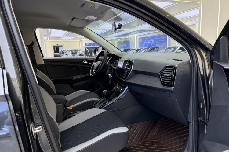 Used Jetta VS5 2022 280TSI Automatic Trendy Pro Version