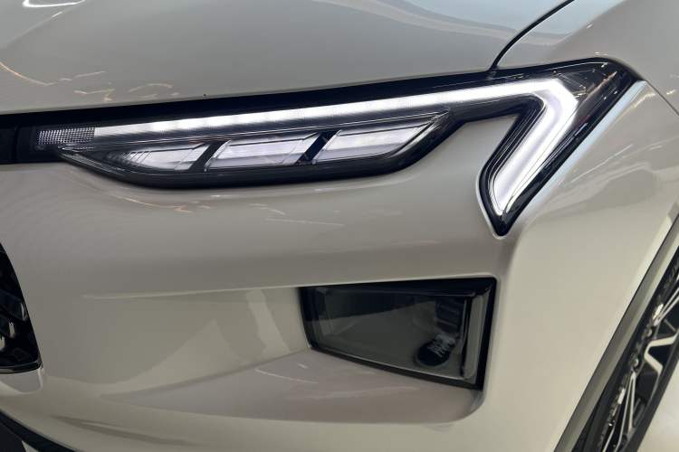 Used Ford EVOS 2022 EcoBoost 245 Sport Edition Exterior 3