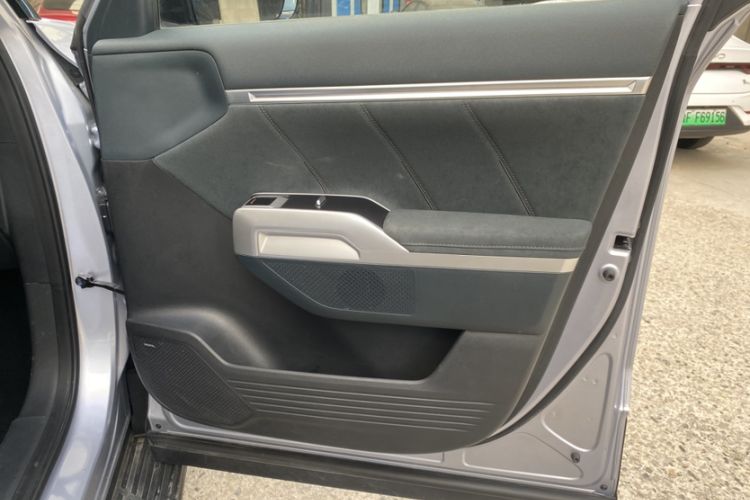 Used Deepal G318 2024 Four-Wheel-Drive Air Suspension Model