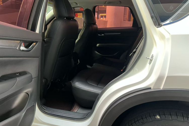 Used Mazda CX-5 2017 2.0L Automatic 2WD ZhiShang Trim China V Standard
