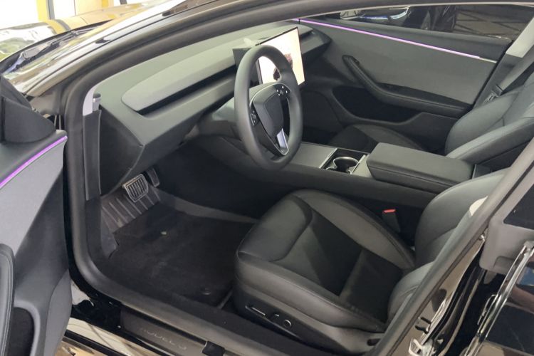 Used Tesla Model 3 2025 Rear-Wheel-Drive Version