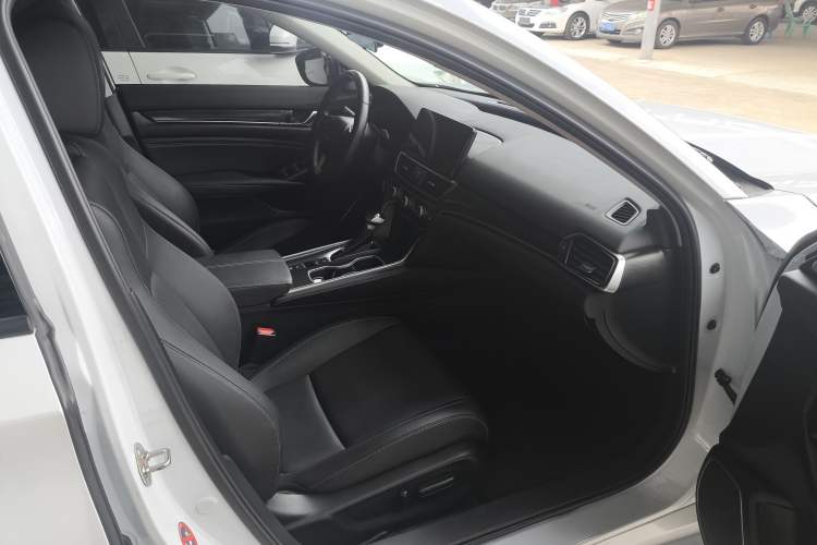 Used Honda Accord 2022 260TURBO Phantom Night · Prestige Edition
