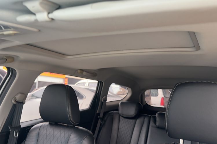 Used Baojun 310W 2018 1.5L Automatic Luxury Version China V