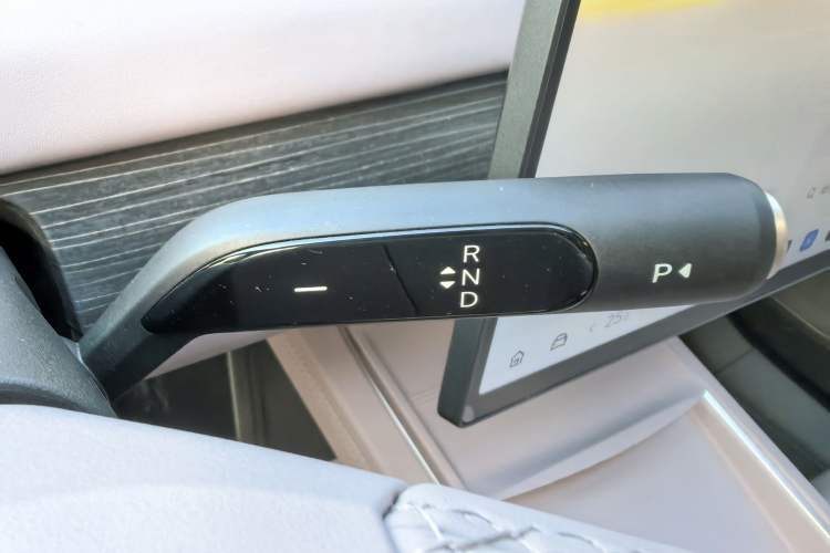 Used ONVO L60 2024 60 kWh All-Wheel Drive
