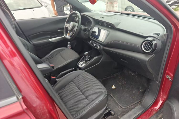Used Nissan Kicks 2018 1.5L CVT Smart Connect Luxury Edition
