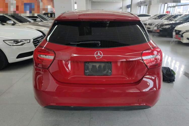 Used Mercedes-Benz A-Class 2015 A 180 Exterior 3