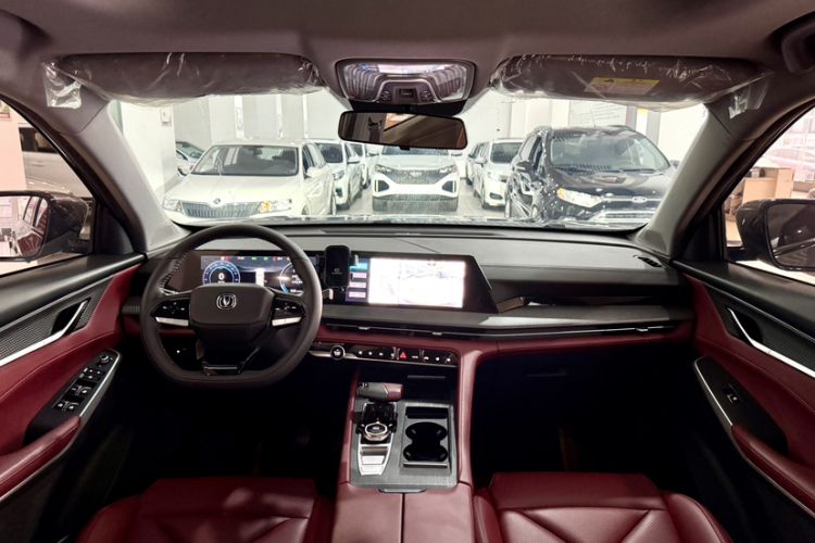 Used CHANGAN CS75 PLUS 2022 2nd Generation 1.5T Automatic Luxury Version Interior 5