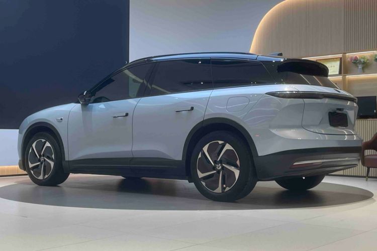 Used Nio ES6 2023 75 kWh
