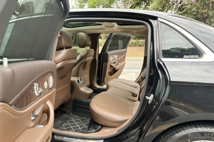 Used Mercedes-Benz E-Class 2022 Updated E 300 L Luxury Edition
