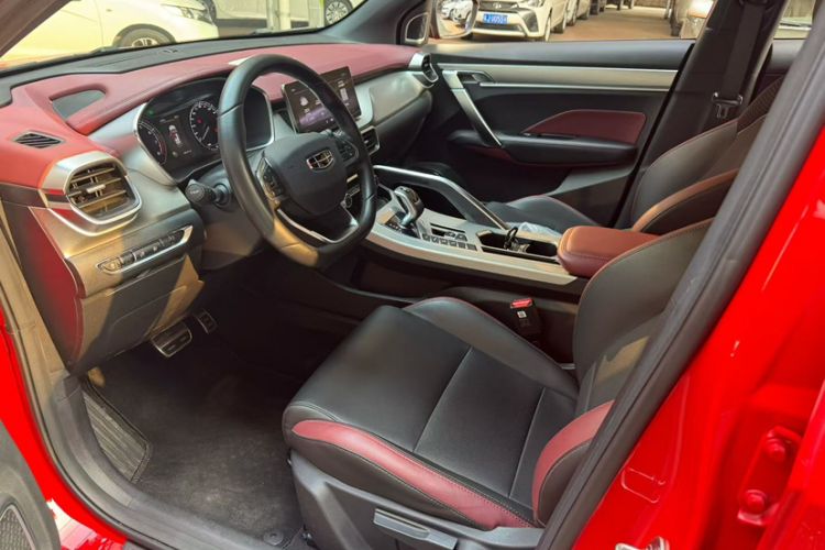 Used Geely Auto Coolray 2020 Facelift 240T DCT Hunter
