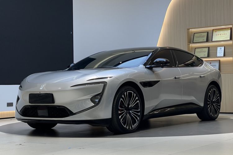 Used Avatr 12 2025 Ultra Extended-Range Edition
