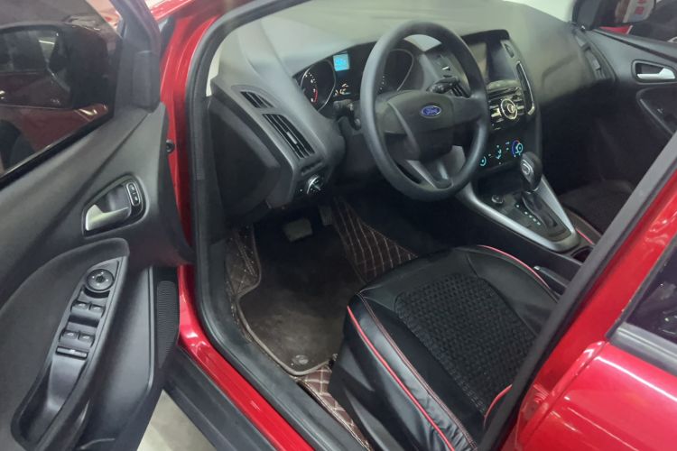 Used Ford Focus 2017 Hatchback 1.6L Automatic Comfort Plus SmartDrive Edition