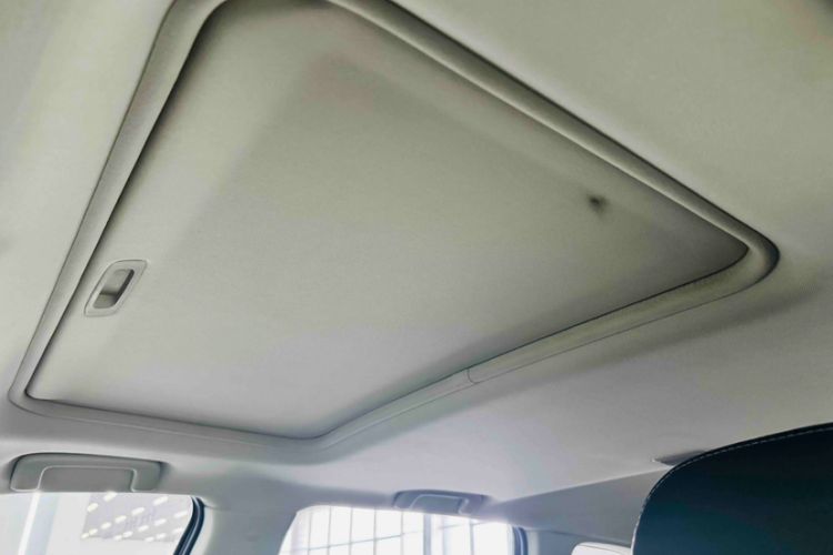 Used Mitsubishi Outlander 2019 2.4L 4x4 Zhi Xiang Edition 5 Seats China VI Standard
