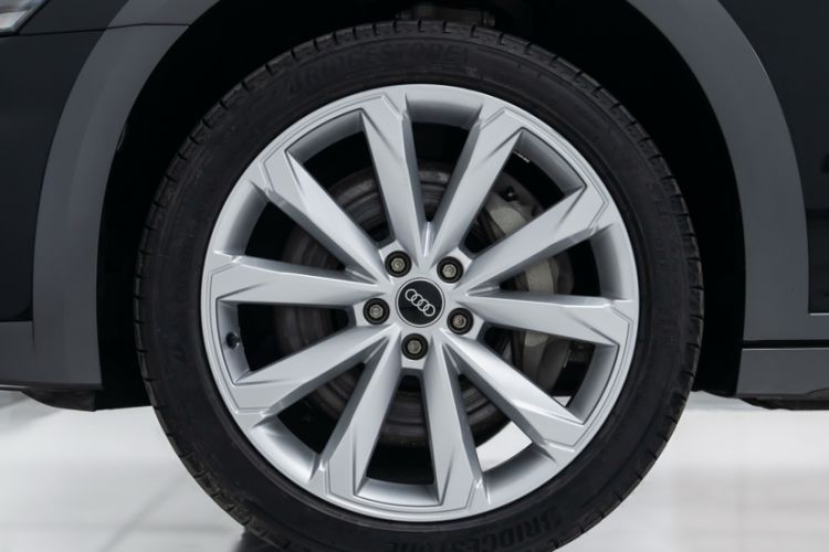 Used Audi A6 2023 allroad quattro 55 TFSI Explorer Edition