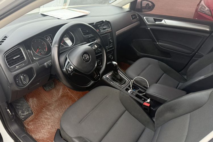 Used Volkswagen Golf 2018 1.6L Automatic Comfort Model