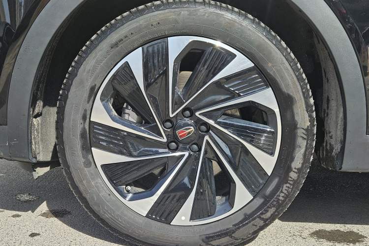 Used Hongqi HS7 PHEV 2024 2.0T PHEV Four-Wheel Drive Flagship Edition 6 Seats
