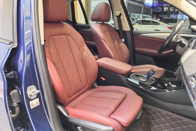 Used BMW iX3 2022 Leading Type Right Front Seat