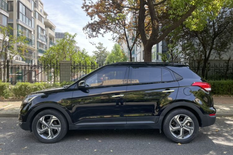 Used Hyundai ix25 2017 1.6L Automatic Smart Version
