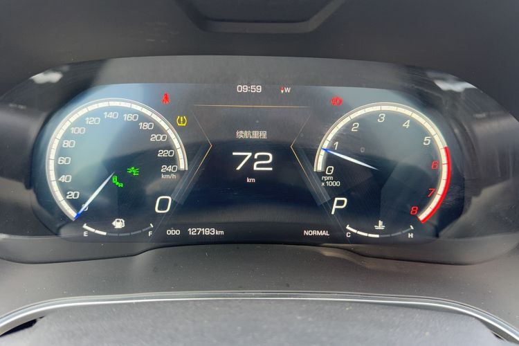 Used Wey VV5 2017 2.0T Flagship Edition Odometer Close Up