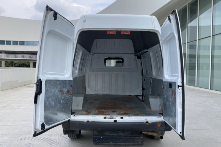 Used JMC Transit 2021 2.8T Space King Taurus Short Wheelbase Mid-Height 3-Seater Diesel Euro VI JX493