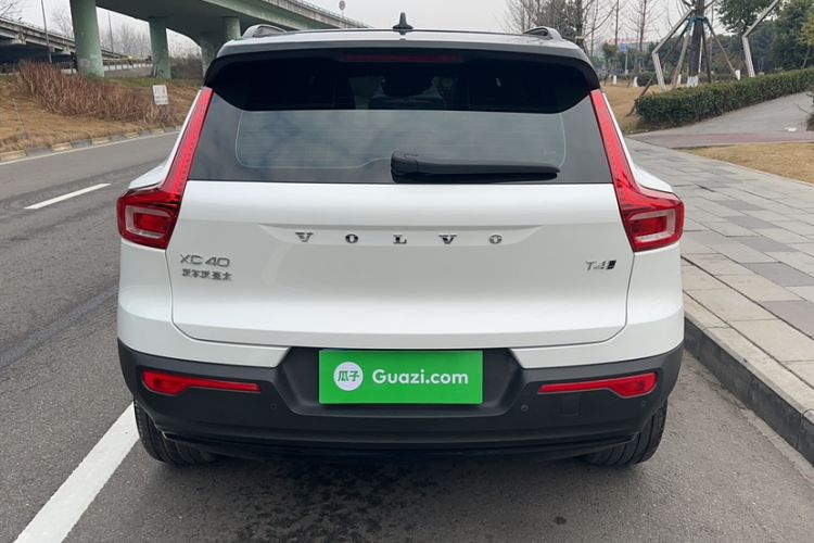 Used Volvo XC40 2021 T4 Four-Wheel Drive Smart Luxury Edition