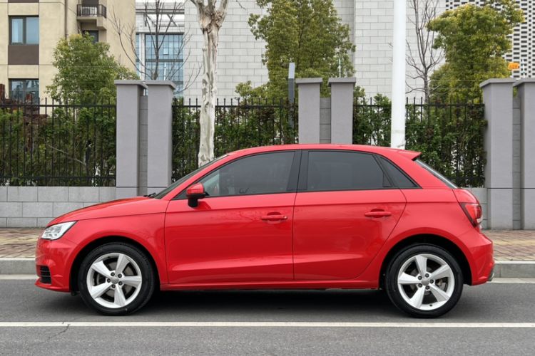 Used Audi A1 2016 30 TFSI Sportback Design Fashion Edition Exterior 5