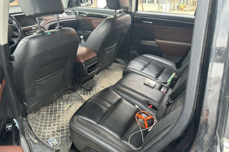 Used GAC Trumpchi GS8 2017 320T Two-Wheel Drive Luxury Smart Connectivity Version (7 Seats)