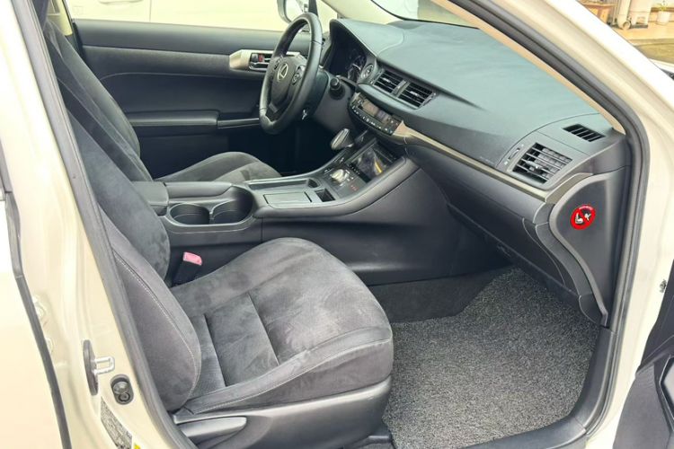 Used Lexus CT 2014 CT200h Elite Edition Monochrome