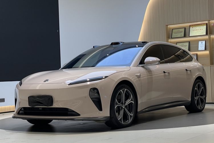 Used Nio ET5T 2023 75 kWh Touring