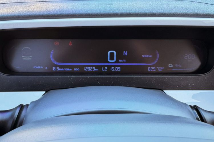 Used Geely Galaxy Panda 2025 210km Panda Kart Odometer Close Up