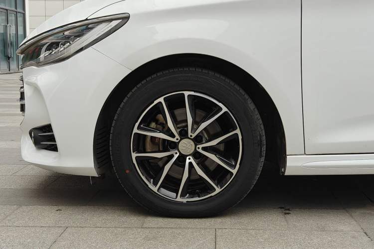 Used BYD Song MAX 2017 1.5T Automatic Smart Connect Elite 7-Seater