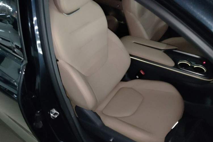 Used ARCFOX Alpha T5 2024 520 MAX