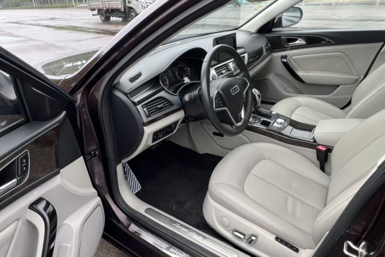 Used Zotye Z700 2016 1.8T DCT Elegant Version
