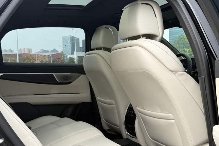 Used Cadillac CT6 2023 28T Luxury Version
