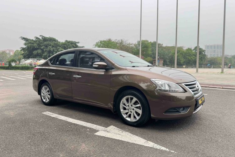 Used Nissan Sylphy 2012 1.8XL CVT Luxury Edition Exterior 3