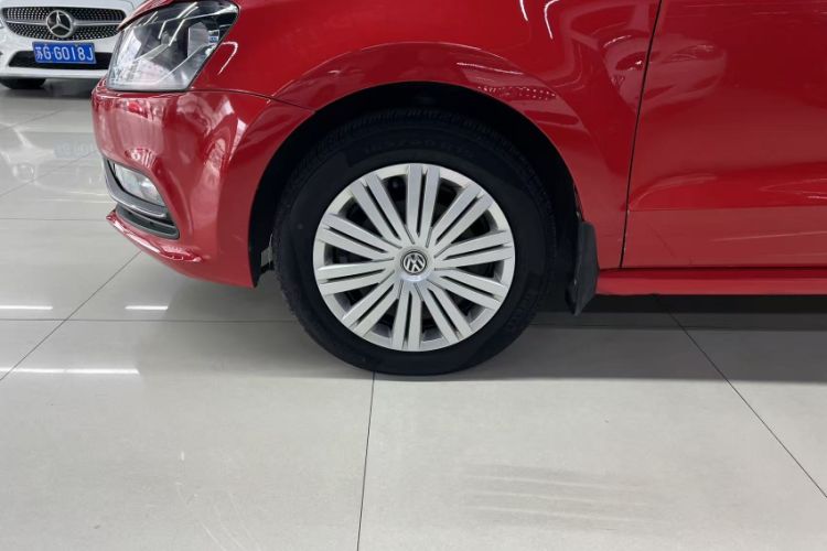 Used Volkswagen Polo 2016 1.6L Automatic Comfort Model