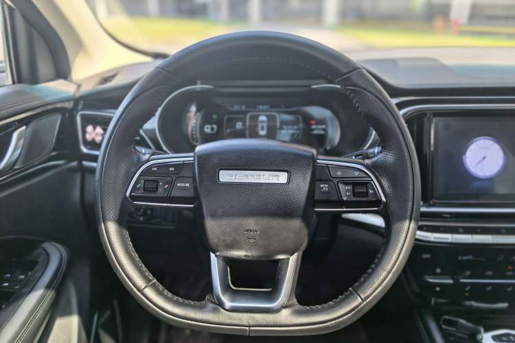 Used JETOUR X90 2019 1.6T DCT Smart Travel Version 7 Seats China VI Standard Interior 2