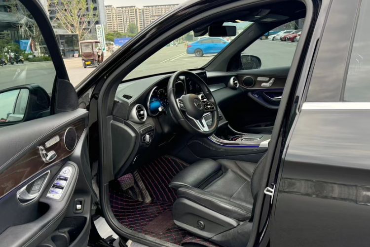 Used Mercedes-Benz GLC 2020 Facelift GLC 260 L 4MATIC Luxury Edition
