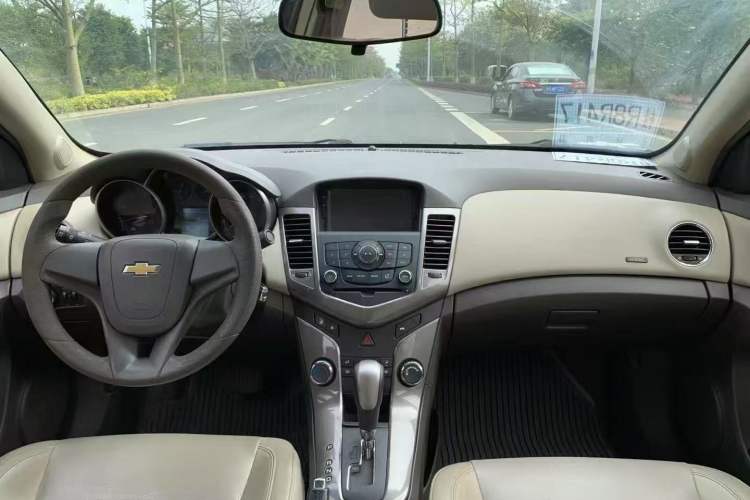 Used Chevrolet Cruze 2015 1.5L Classic SE AT