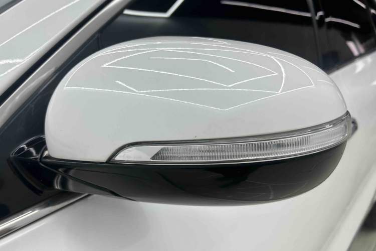 Used Kia Sorento 2015 Sorento L 2.4L Gasoline 4WD Elite Edition 7 Seats China IV Standard