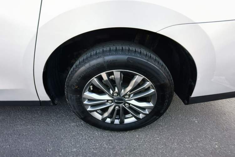 Used SAIC MAXUS G50 2019 1.5T Automatic Elite Edition China VI Standard