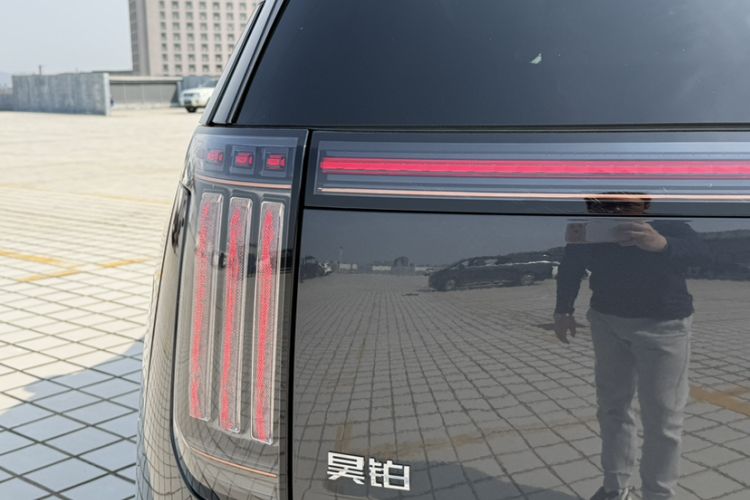 Used Hyptec HL 2025 700 Ultra Six-Seater All-Wheel-Drive LiDAR Version