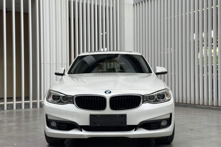 Used BMW 3 Series GT 2014 320i Leading Model