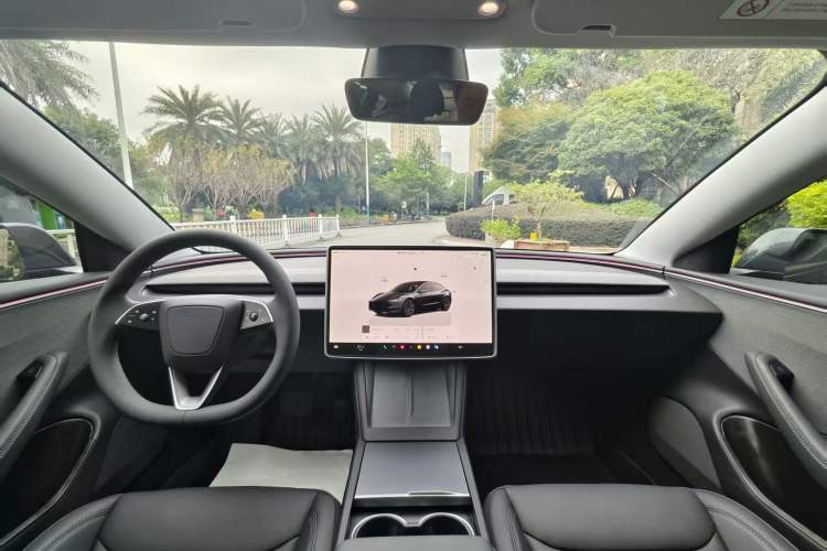 Used Tesla Model 3 2025 Rear-Wheel-Drive Version
