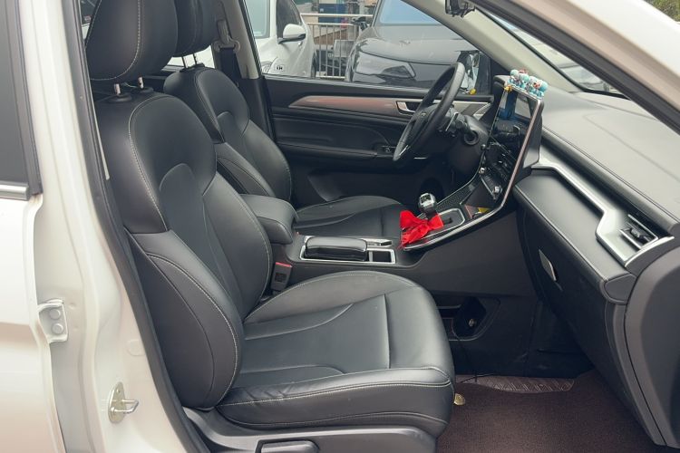 Used Haval M6 2021 PLUS 1.5T DCT Luxury Smart Connectivity Model