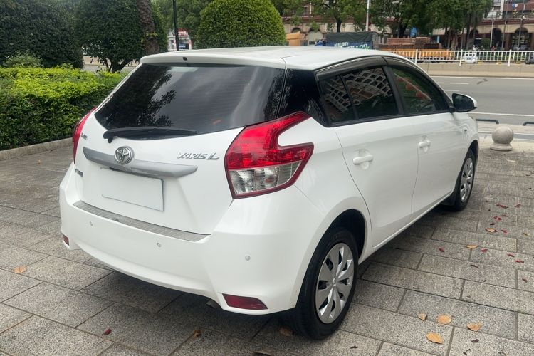 Used Toyota YARiS L Zhi Xuan 2015 1.5E Automatic Charm Edition Rear Right 45 Deg